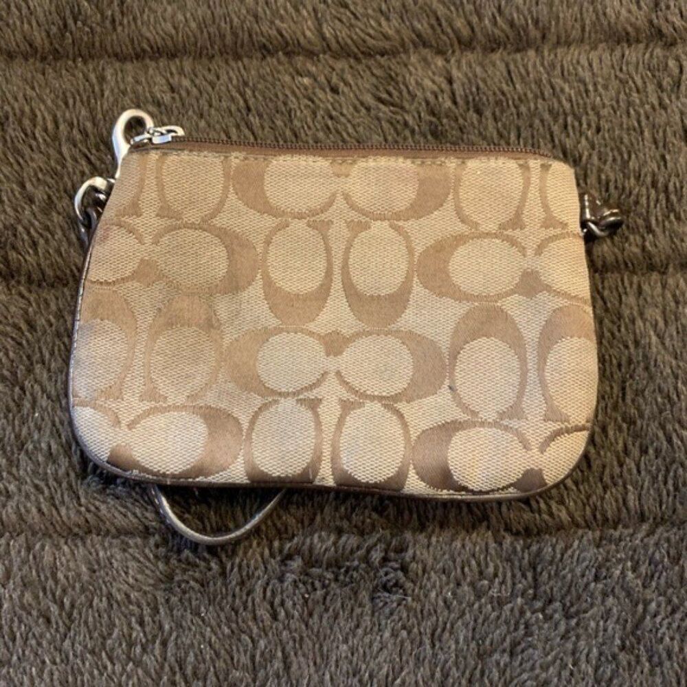 Coach Authentic Genuine Monogram Logo Fabric Wristlet Wallet Tan - Picture 3 of 3